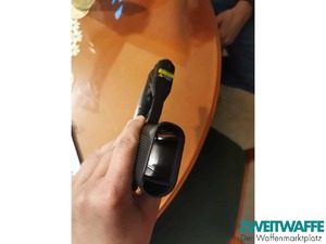 GLOCK 48 Silver Slide Kal. 9x19 + 2 Magazine + TLR-6 Set neuwertig