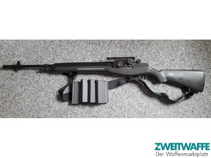 Tokyo Marui M14 Airsoft – inkl. Toprail, 4 Magazine & Sling