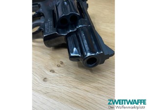 SW 19 - Smith & Wesson 19-3 - 2,5" - .357 Magnum - BJ 1975 - 10