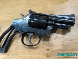 SW 19 - Smith & Wesson 19-3 - 2,5" - .357 Magnum - BJ 1975 - 11
