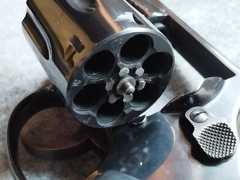 SW 19 - Smith & Wesson 19-3 - 2,5" - .357 Magnum - BJ 1975 - 7